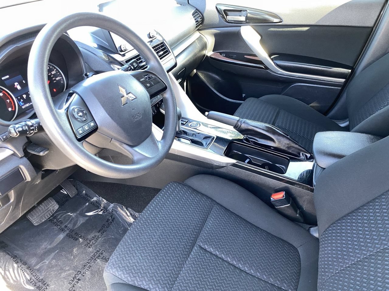 Used 2024 Mitsubishi Eclipse Cross AWD image 29