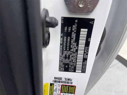 Used 2015 Toyota Sequoia Limited image 91