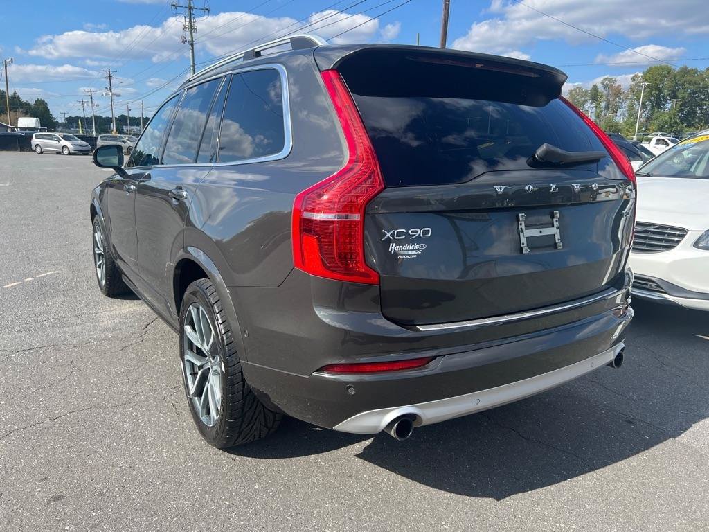 Used 2018 Volvo XC90 T5 Momentum w/ Convenience Package FWD image 6
