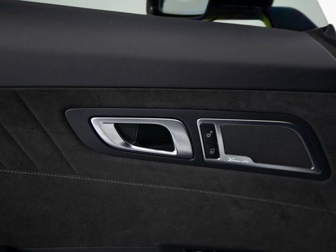 Used 2020 Mercedes-Benz AMG GT R image 11