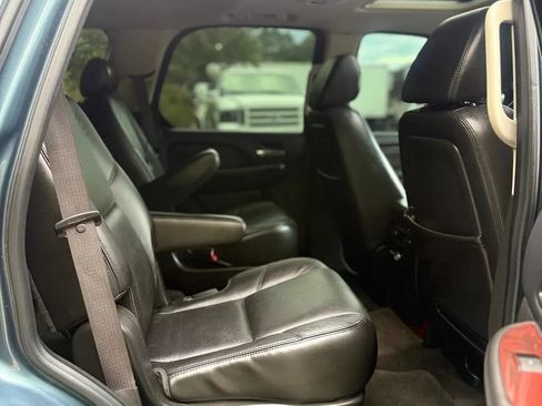 Used 2008 Cadillac Escalade AWD image 22