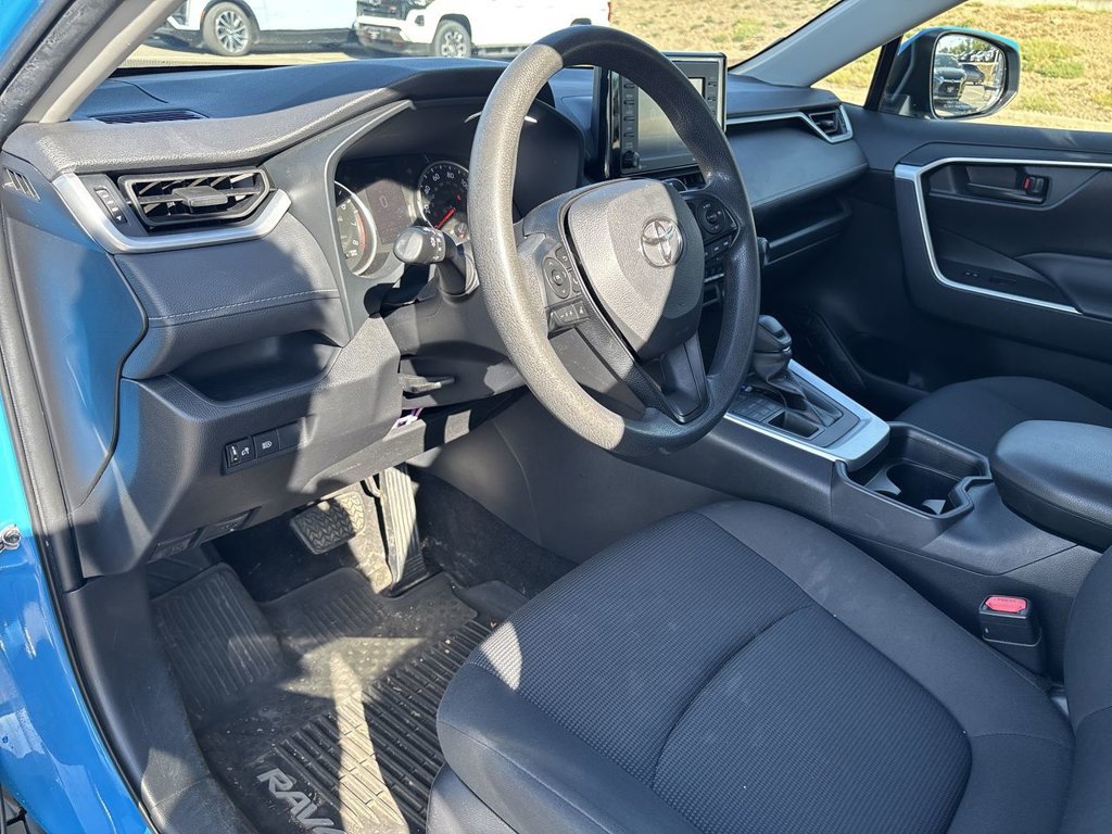 Used 2020 Toyota RAV4 LE w/ All Weather Liner Package AWD/4WD image 14