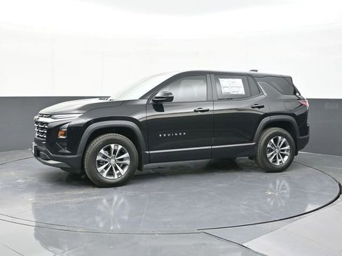 New 2026 Chevrolet Equinox LT w/ Convenience Package II image 8