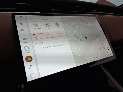 New 2026 Land Rover Range Rover Sport SE image 23