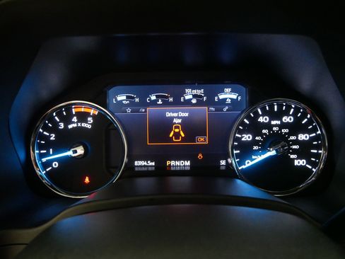 Used 2022 Ford F250 Lariat w/ Tremor Off-Road Package AWD/4WD image 21