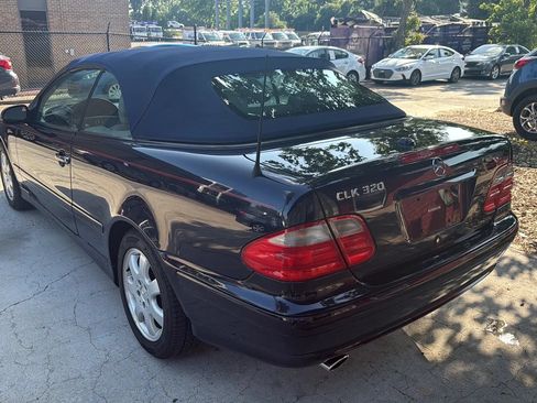 Used 2001 Mercedes-Benz CLK 320 Cabriolet w/ K2 Opt Pkg image 7