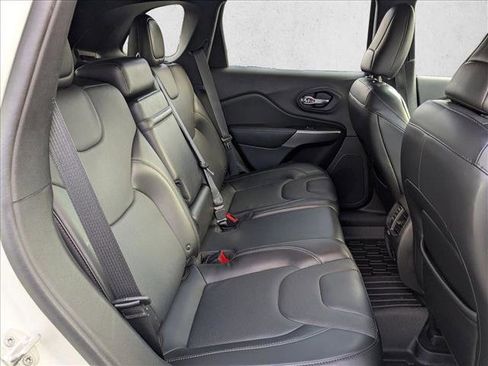 Used 2019 Jeep Cherokee High Altitude image 21