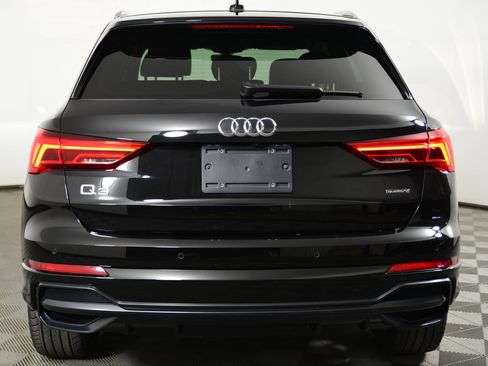 Certified 2022 Audi Q3 2.0T Premium Plus image 8