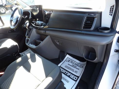 Used 2023 Ford Transit 350 XLT RWD image 38