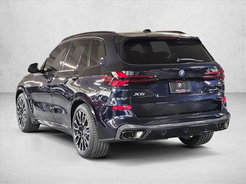 New 2026 BMW X5 xDrive50e image 7