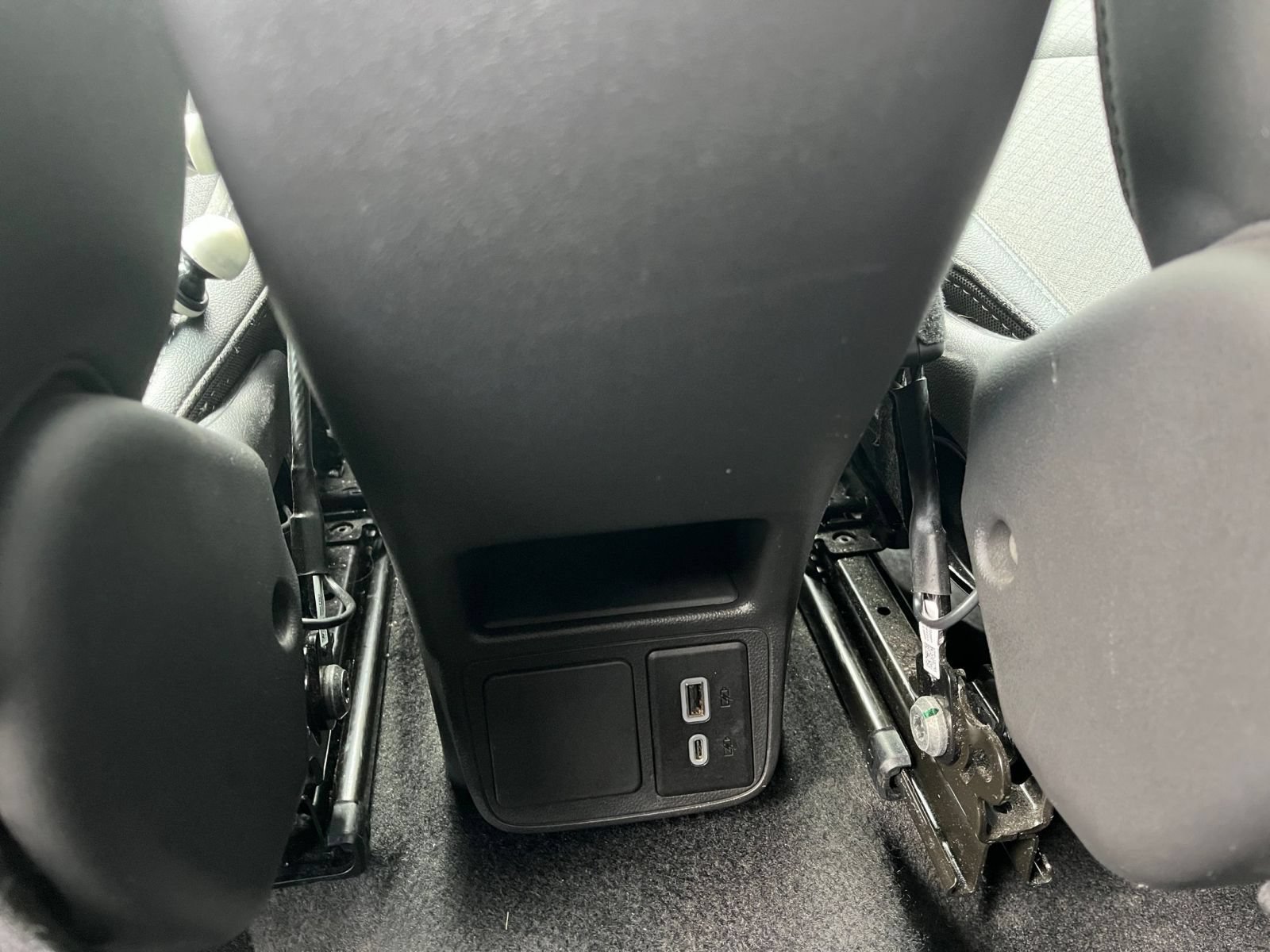 Used 2025 Buick Encore GX Preferred AWD/4WD image 22