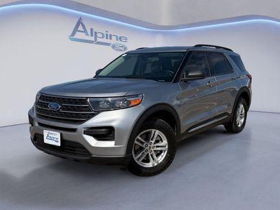 Certified 2024 Ford Explorer XLT w/ Class IV Trailer Tow Package
