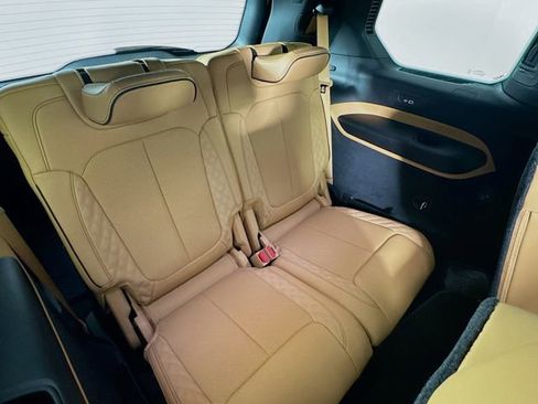 Used 2025 Jeep Grand Cherokee L Summit AWD/4WD image 33