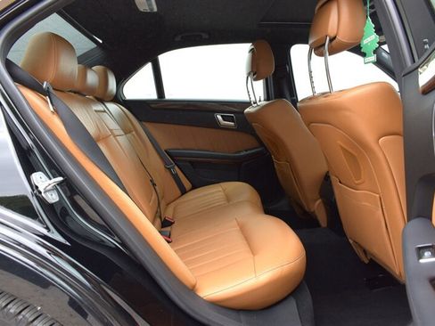 Used 2013 Mercedes-Benz E 350 BlueTEC Sedan image 28