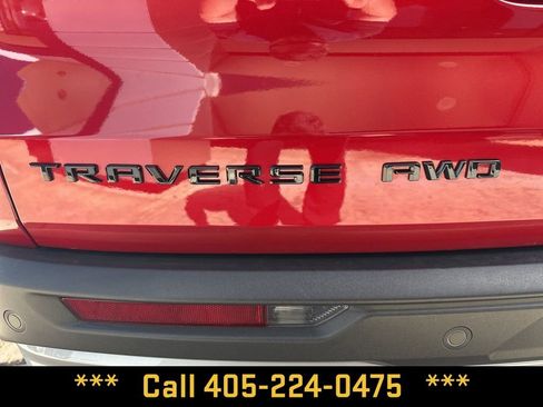 Used 2024 Chevrolet Traverse Z71 w/ Enhanced Driving Package AWD/4WD image 37