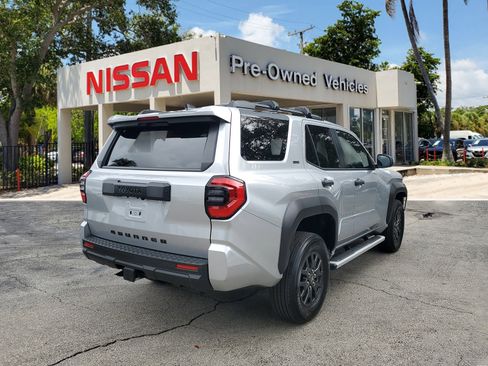 Used 2025 Toyota 4Runner SR5 image 4