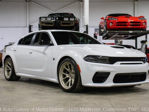 Used 2023 Dodge Charger Scat Pack image 10