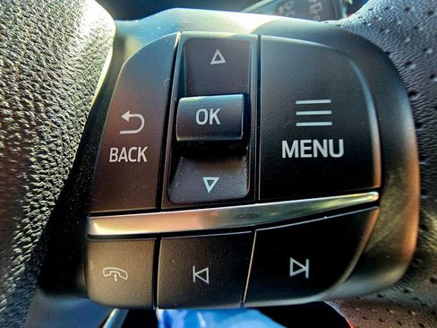 Used 2024 Ford Escape ST-Line AWD/4WD image 19