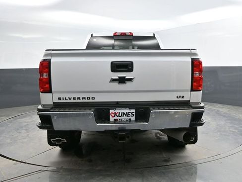 Used 2019 Chevrolet Silverado 2500 LTZ w/ LTZ Plus Package AWD/4WD image 9