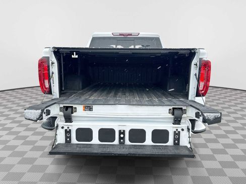 Certified 2022 GMC Sierra 1500 AT4 w/ Technology Package image 28