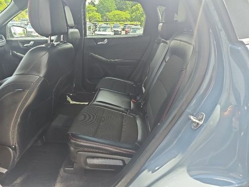 Used 2024 Ford Escape ST-Line w/ Tech Pack #1 AWD/4WD image 11