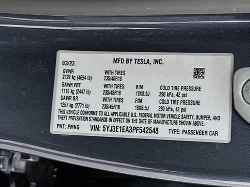 Used 2023 Tesla Model 3 Standard Range RWD image 12