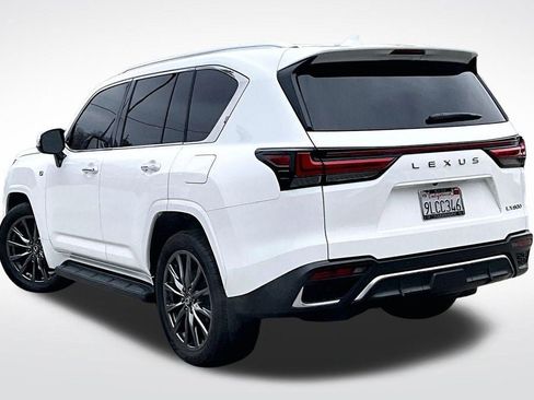 Used 2024 Lexus LX 600 F Sport image 13