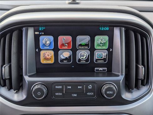 Used 2018 Chevrolet Colorado LT image 20