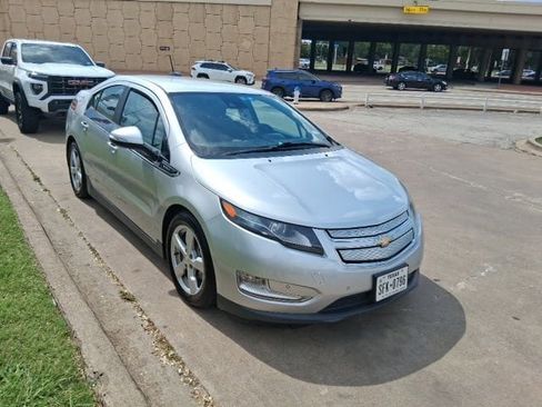 Used 2015 Chevrolet Volt Premium w/ Premium Trim Package FWD image 1