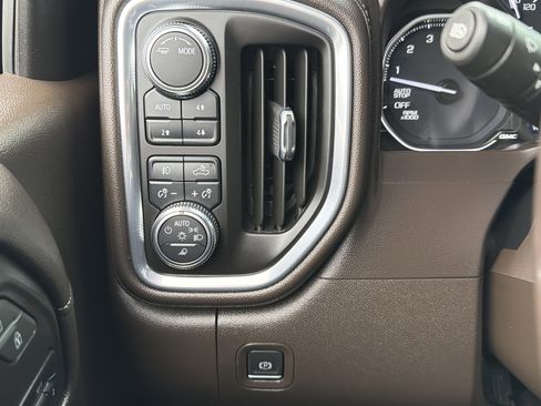 Used 2021 GMC Sierra 1500 SLT w/ SLT Premium Plus Package image 19