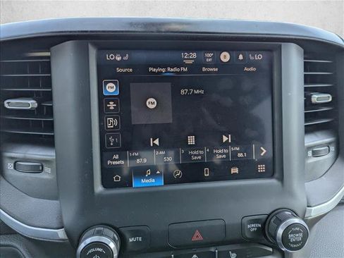 Used 2022 RAM 1500 Big Horn RWD image 15