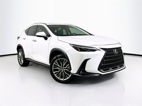 Used 2022 Lexus NX 350h 350h Premium image 1