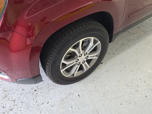 Used 2015 GMC Acadia SLT AWD/4WD image 9