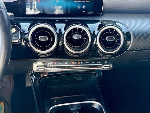 Used 2019 Mercedes-Benz A 220 A 220 w/ Premium Package image 16