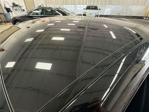 Used 2024 Audi e-tron GT Premium Plus w/ Performance Package image 22