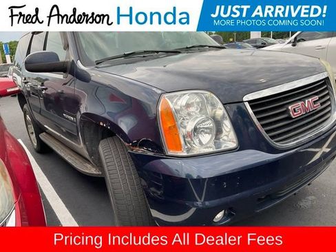 Used 2007 GMC Yukon SLT w/ SLT Preferred Equipment Group AWD/4WD image 1