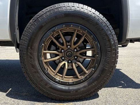 Used 2018 GMC Sierra 1500 Denali w/ Denali Ultimate Package AWD/4WD image 10