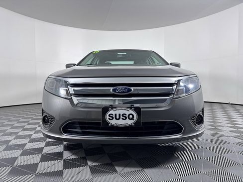 Used 2010 Ford Fusion SE image 2