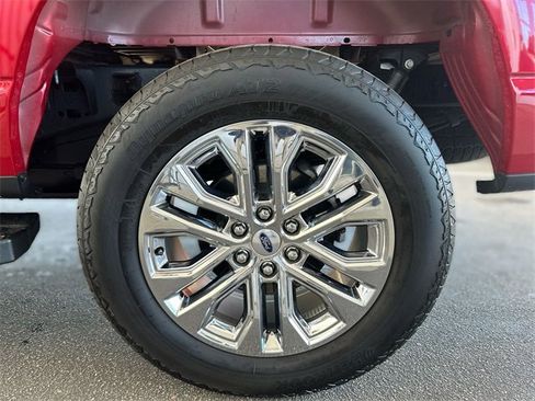 Used 2025 Ford F150 Lariat w/ Equipment Group 502A High image 10