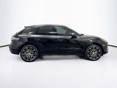 Certified 2026 Porsche Macan AWD/4WD image 8