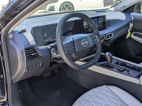 New 2026 Nissan Sentra SL w/ Floor Mat Package FWD image 5