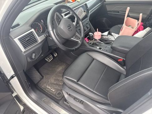 Used 2021 Volkswagen Atlas Cross Sport SE w/ V6 Towing Package FWD image 24