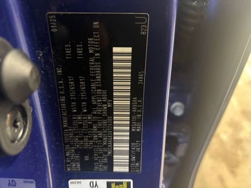 Used 2025 Toyota Corolla Cross LE image 28