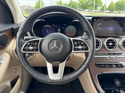 Used 2022 Mercedes-Benz GLC 300 4MATIC image 17