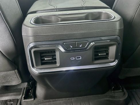 Used 2025 GMC Sierra 1500 SLT w/ SLT Premium Plus Package AWD/4WD image 28