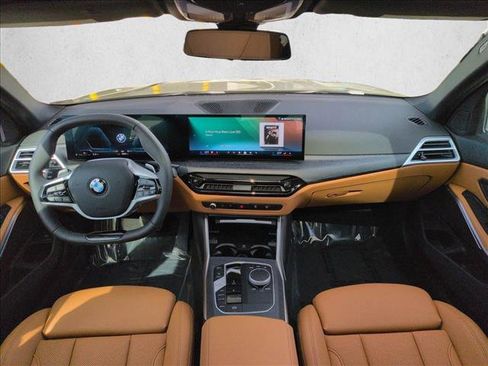 Used 2025 BMW 330i xDrive Sedan w/ Convenience Package AWD/4WD image 19