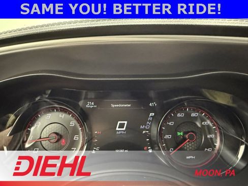 Used 2019 Dodge Charger SXT w/ Plus Group image 27