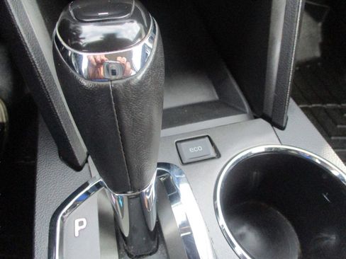 Used 2017 Chevrolet Equinox LT w/ Convenience Package image 26