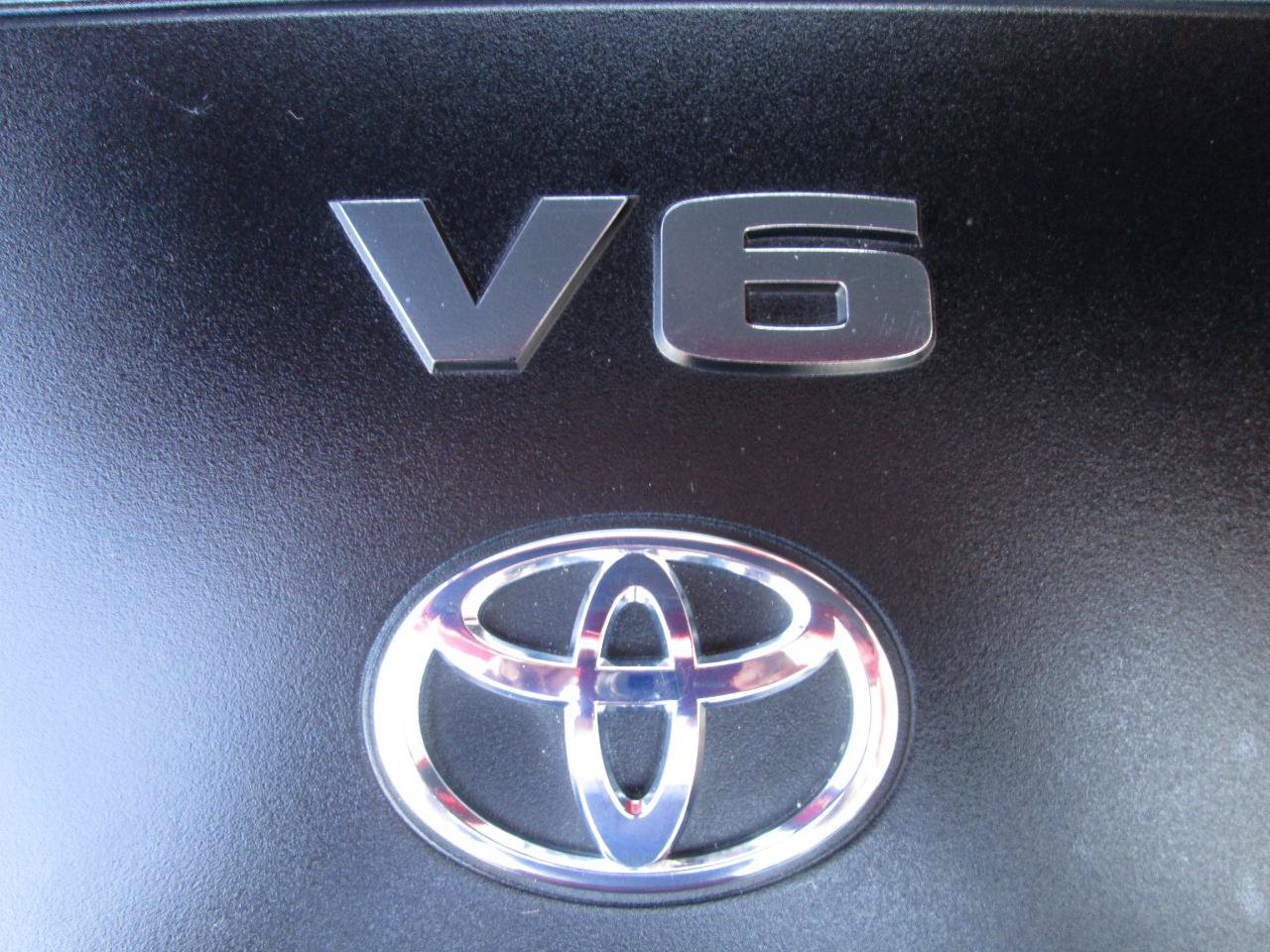 Used 2012 Toyota RAV4 4WD V6 w/ Tow Prep Pkg image 31