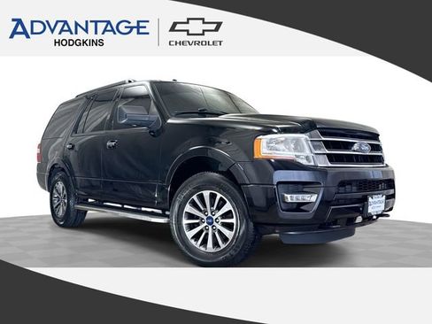Used 2017 Ford Expedition XLT w/ Equipment Group 202A AWD/4WD image 1